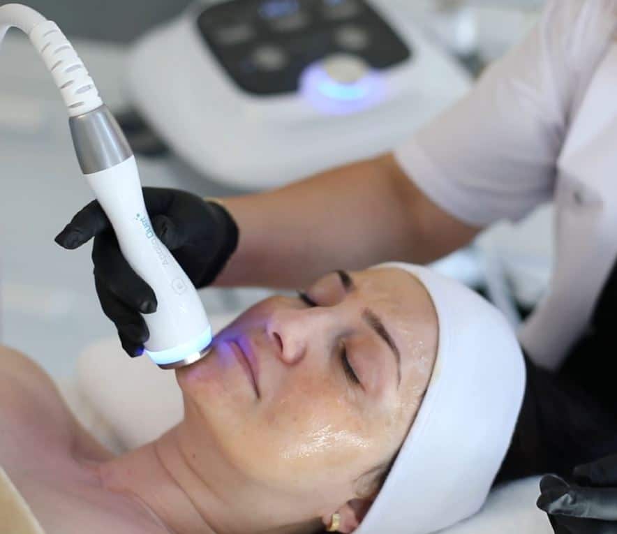 Close up of an Apollo Duet facial treatment