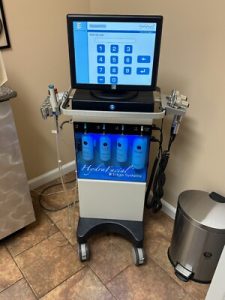 Hydrafacial system with serum vials